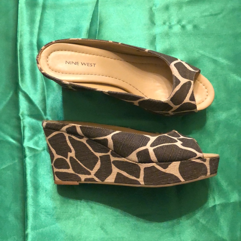 Olive and Cream Wedges
